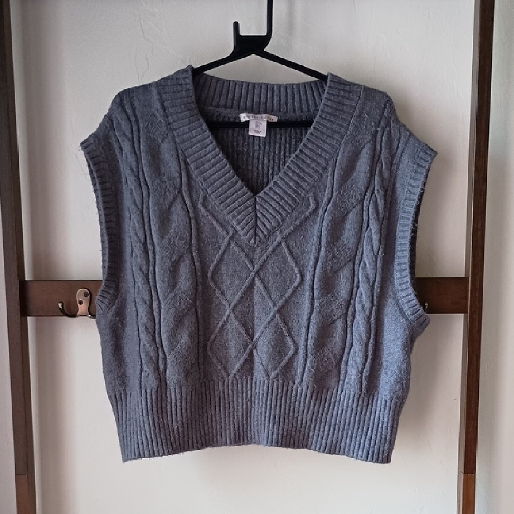 Gray Cable Knit Women's Sweater Vest